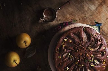 Kakavinis pyragas su Nashi kriaušėmis receptas
