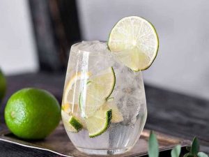 Kokteilio Vodka Tonic receptas