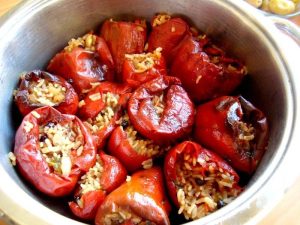 Įdarytų džiovintų paprikų receptas