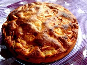 Lietuviškojo obuolių pyrago receptas